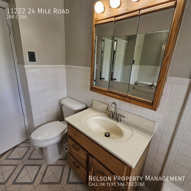 Building Photo - 11222 24 Mile Rd