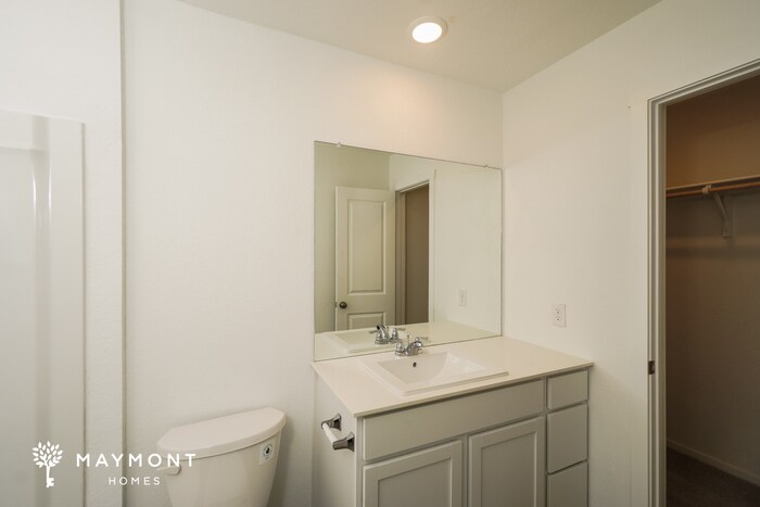 Building Photo - 547 Layne Overlook