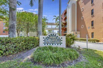 Building Photo - 1620 Presidential Way