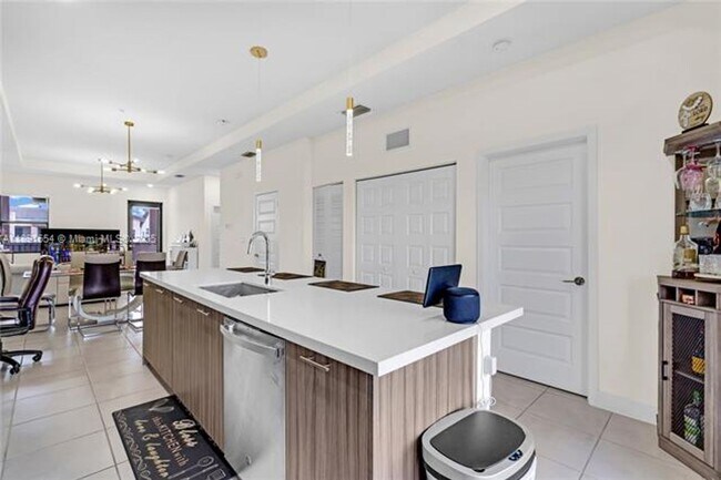 Building Photo - 8045 NW 104th Ave