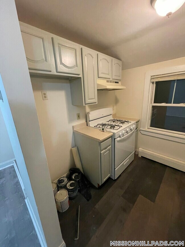 Building Photo - 40 Winthrop St