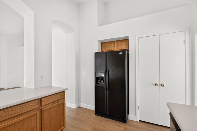 Building Photo - 20415 N 37th Ave