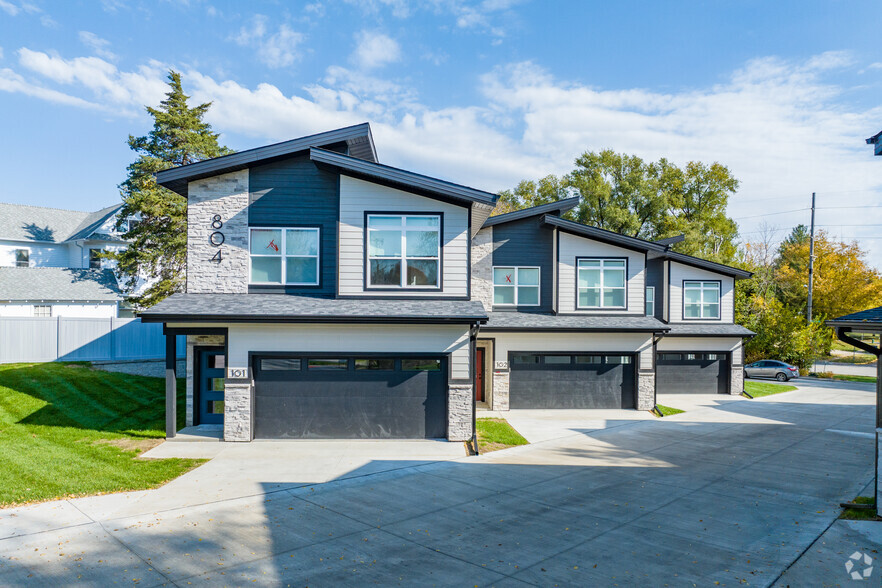 Primary Photo - Delaware Townhomes