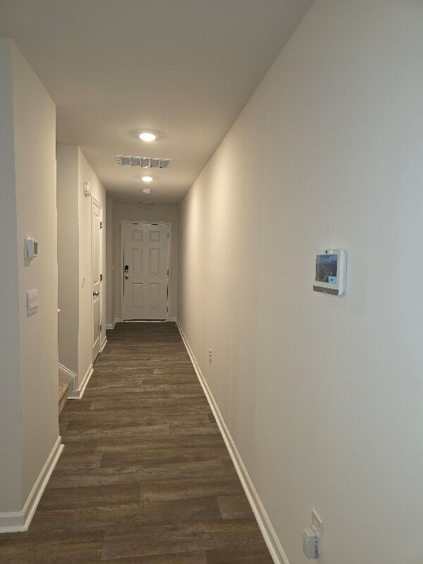 Building Photo - 408 Honeycutt Oaks Dr