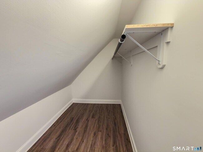 Building Photo - 43 W Prospect St