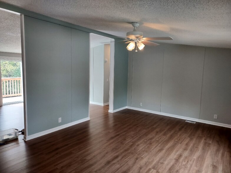 Building Photo - 2609 Williams Creek Rd