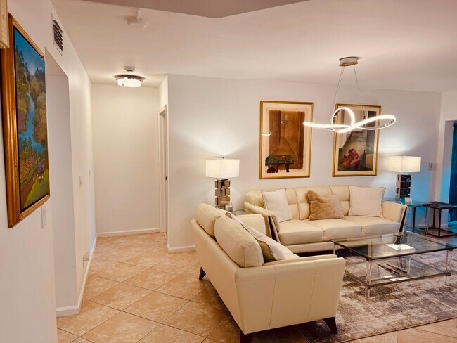 Building Photo - 17274 Boca Club Blvd