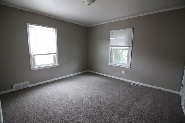 Building Photo - Centerline Home for Rent