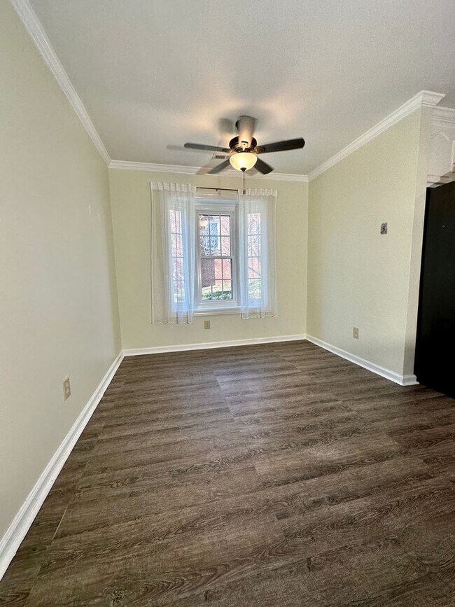 Building Photo - Spacious 4-Bedroom Home with Bonus Room & Exceptional Amenities