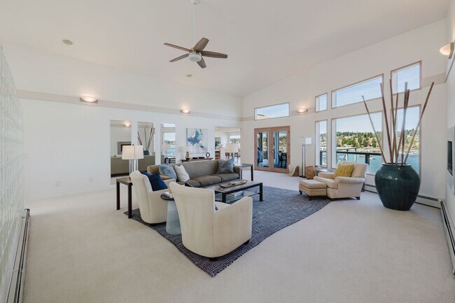 Building Photo - Furnished Bainbridge Island Waterfront Home with Incredible Views