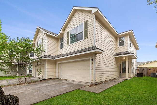 Building Photo - 8710 Thistlemoor Ln