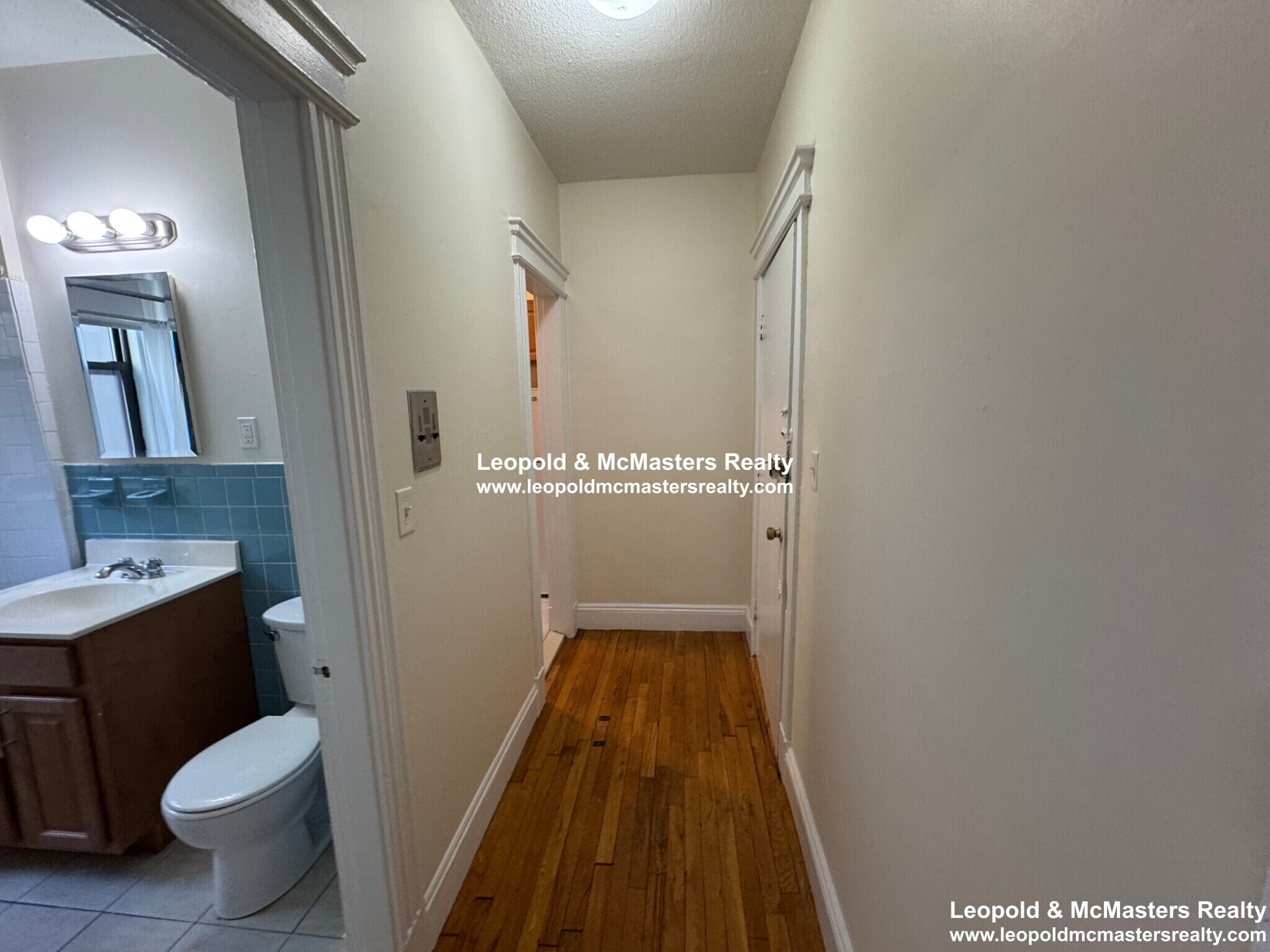 Building Photo - 230 Fuller St