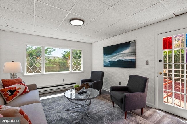 Building Photo - 2107 Brighton Rd