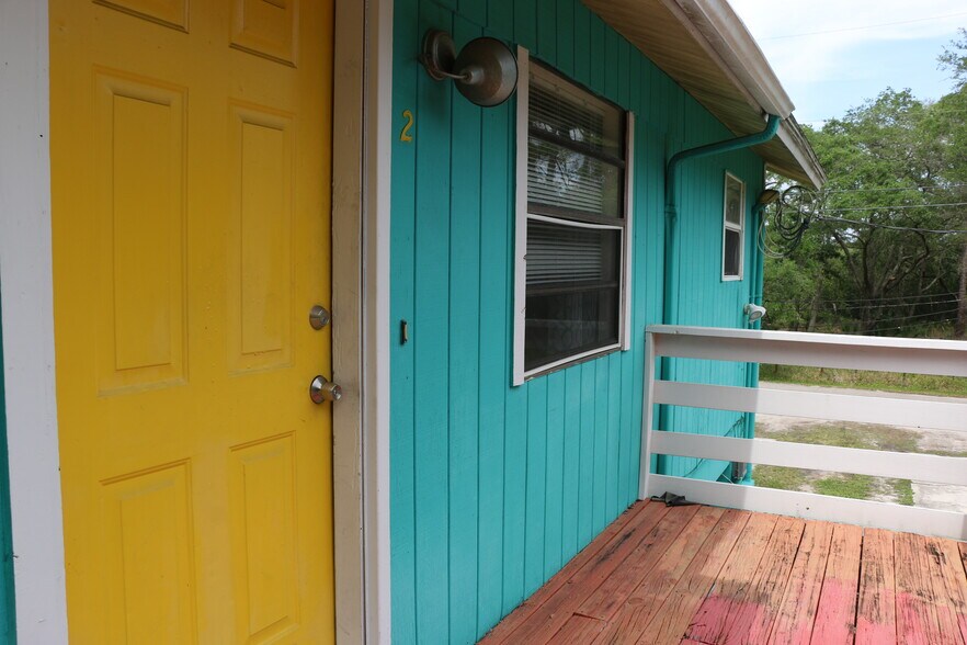front door - 3175 Phoenix Ave