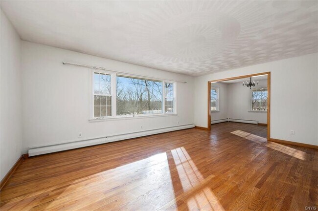 Building Photo - 3806 Harding Rd