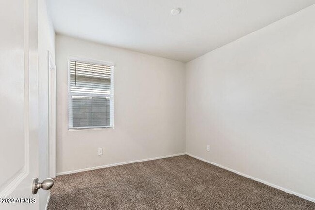 Building Photo - 1075 W Chimes Tower Dr