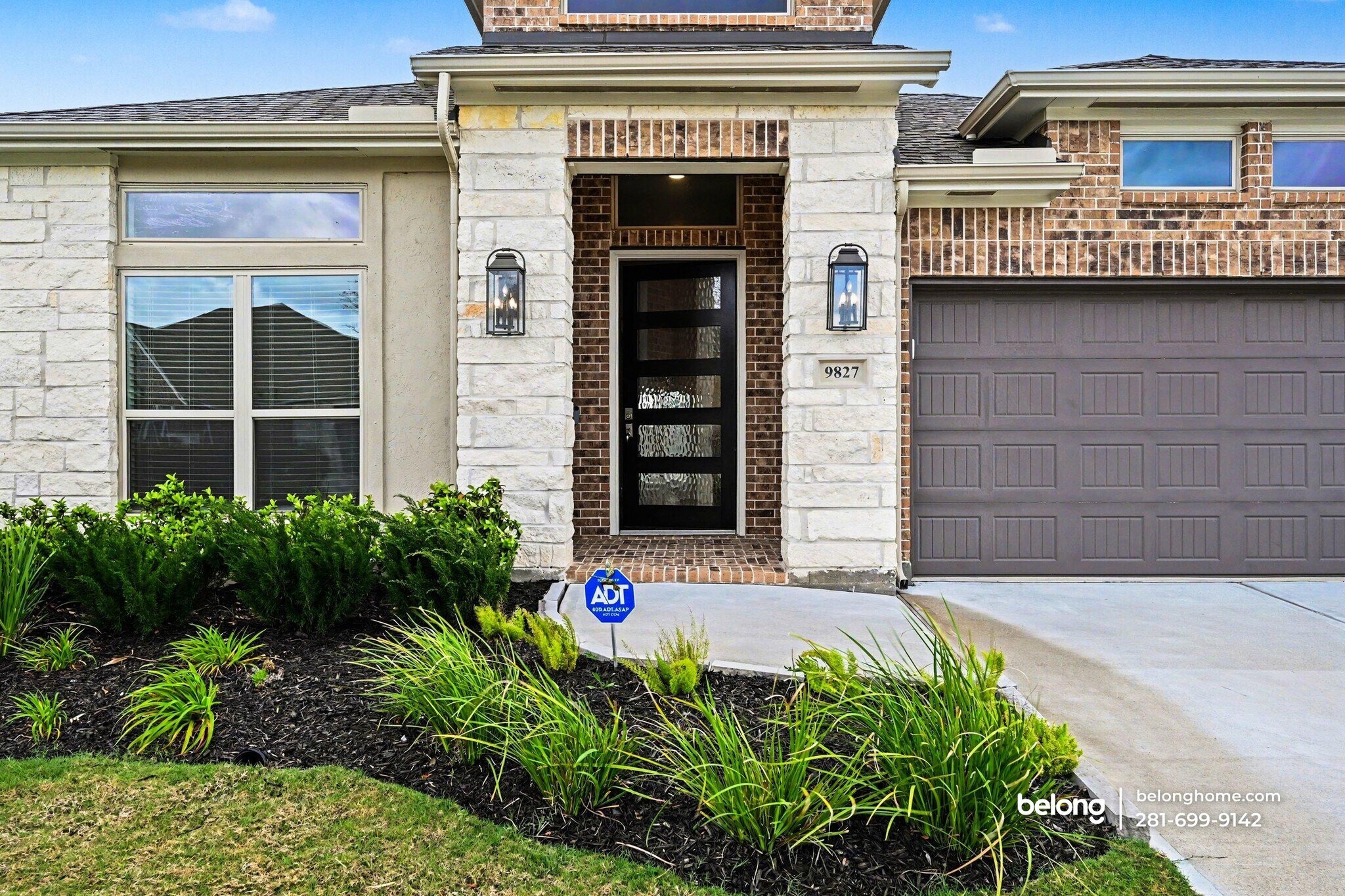 Building Photo - 9827 Starry Night Ln