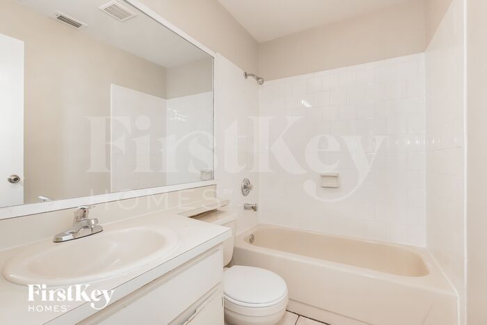 Building Photo - 1813 Tarah Trace Dr
