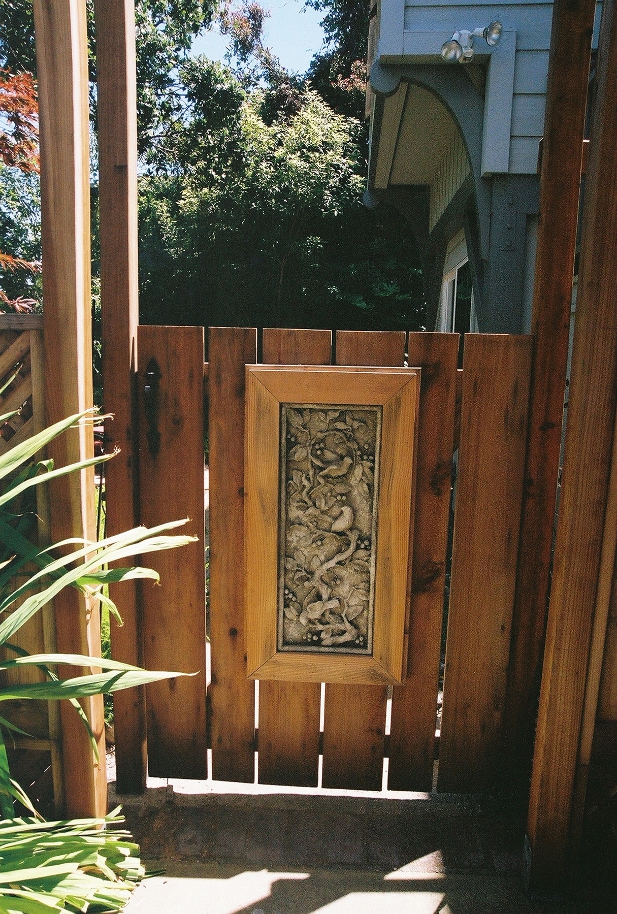 Entry Gate - 137 4th St
