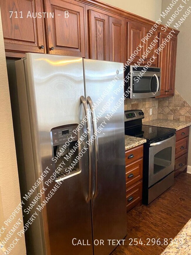 The Edison Downtown Waco Loft 711 Austin Ave Waco TX 76701