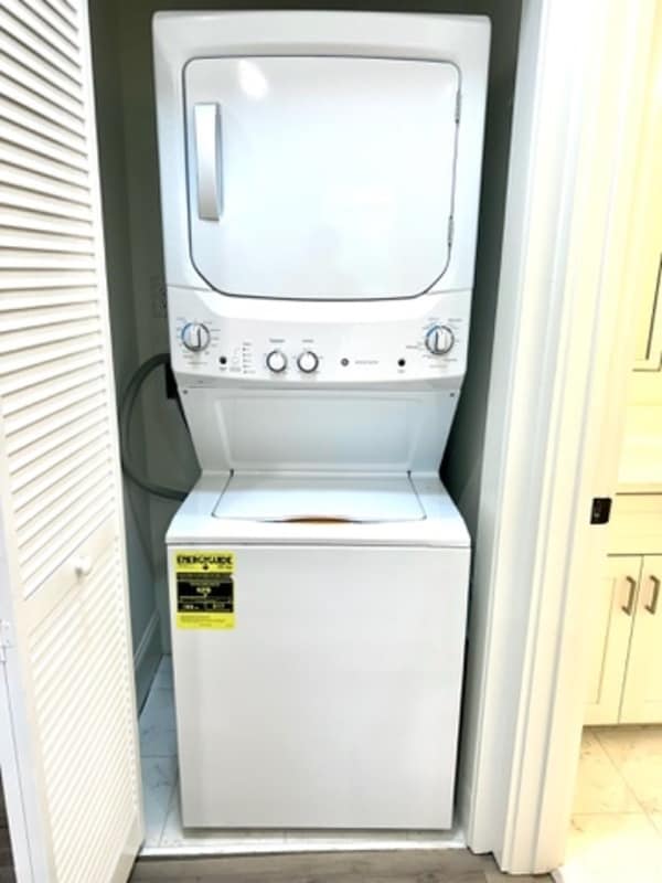 Building Photo - 510 N 2nd Ave