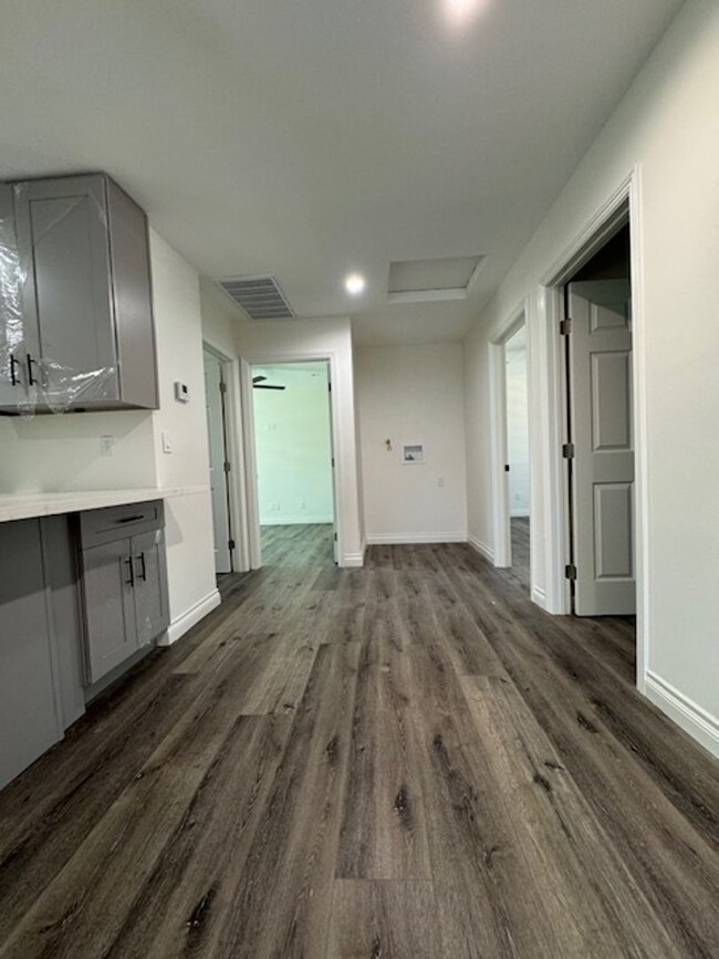 Building Photo - Luxurious Rental Opportunity in Norwalk, CA!