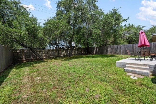 Building Photo - 1002 Castile Rd