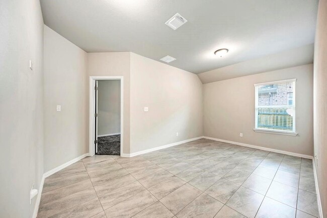 Building Photo - 2969 Diego Dr