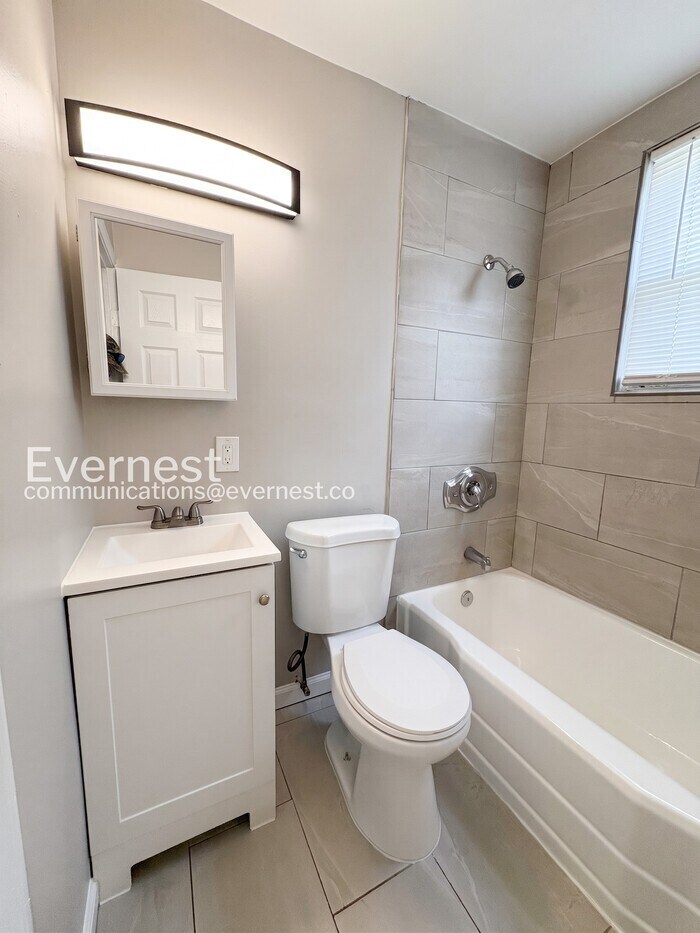 Building Photo - 1049 E Patapsco Ave