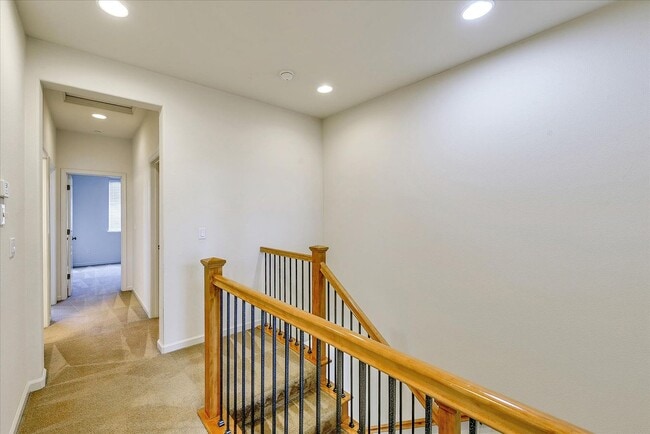 Building Photo - PRIME CORNER HOME NEAR TRAILS LIGHT-FILLED...