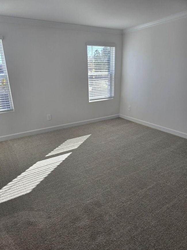 Building Photo - New Construction 3BR/2.5BA Townhome in NW ...