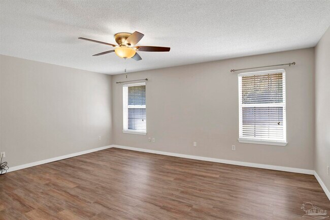 Building Photo - 578 Batten Blvd