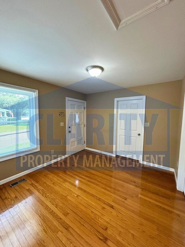 Building Photo - 883 Harle Ave NW