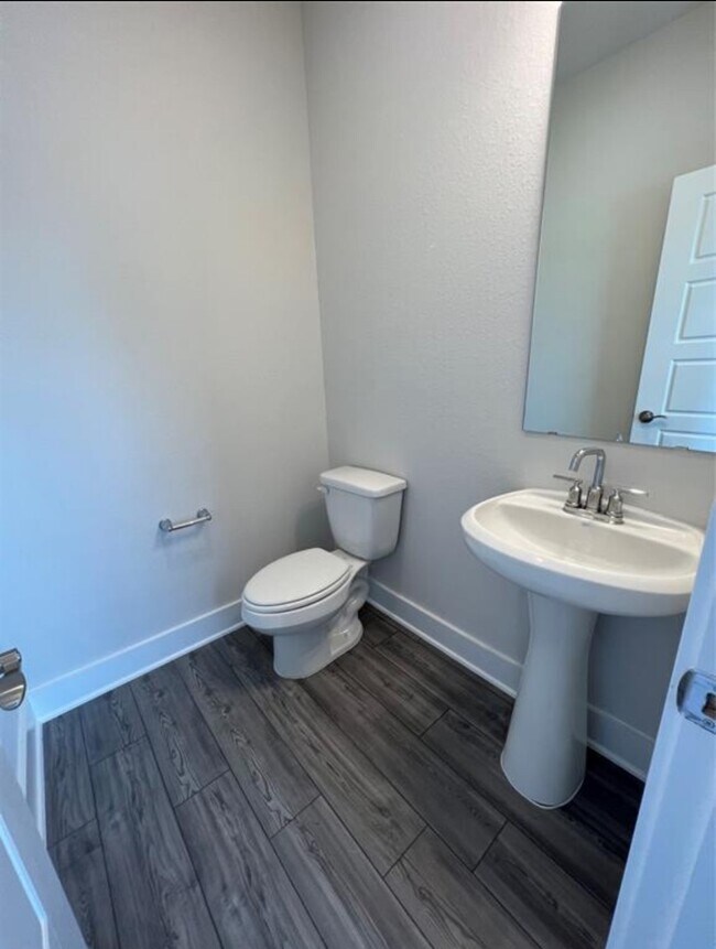 Building Photo - 17697 Tree of Heaven