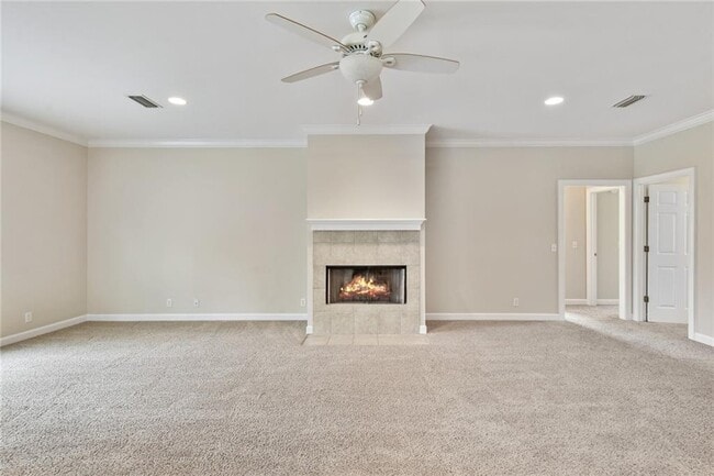 Building Photo - 161 Huntington Cir