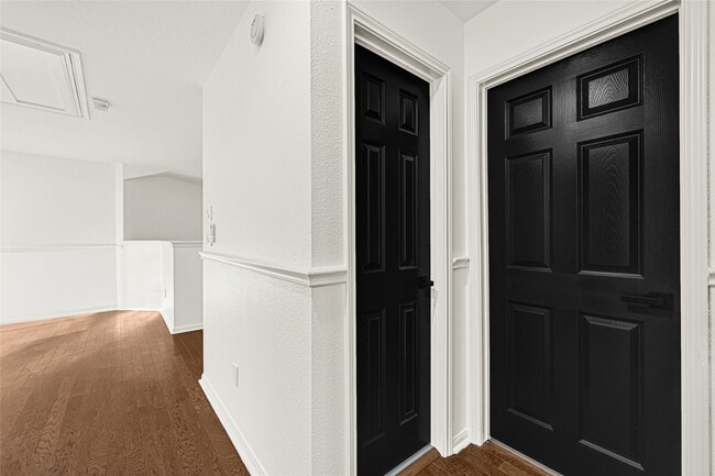 Building Photo - 15911 Breanna Ln