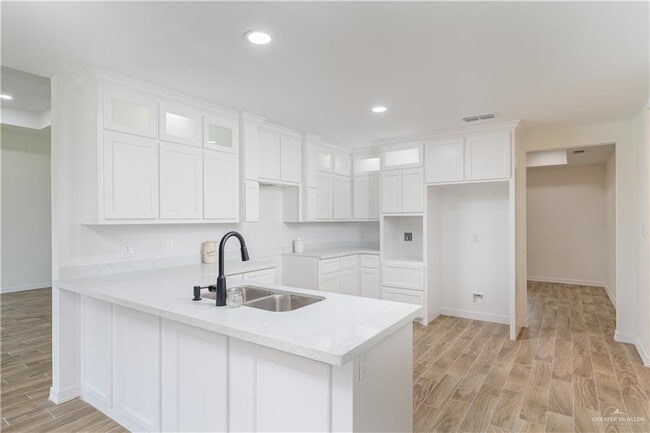 Building Photo - 3602 Ida Dr