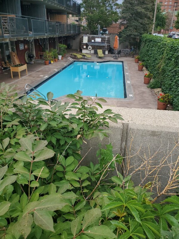 Building Photo - 200 Pearl St