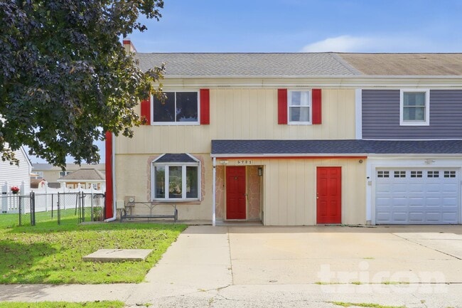 Building Photo - 5731 Shetland Ct