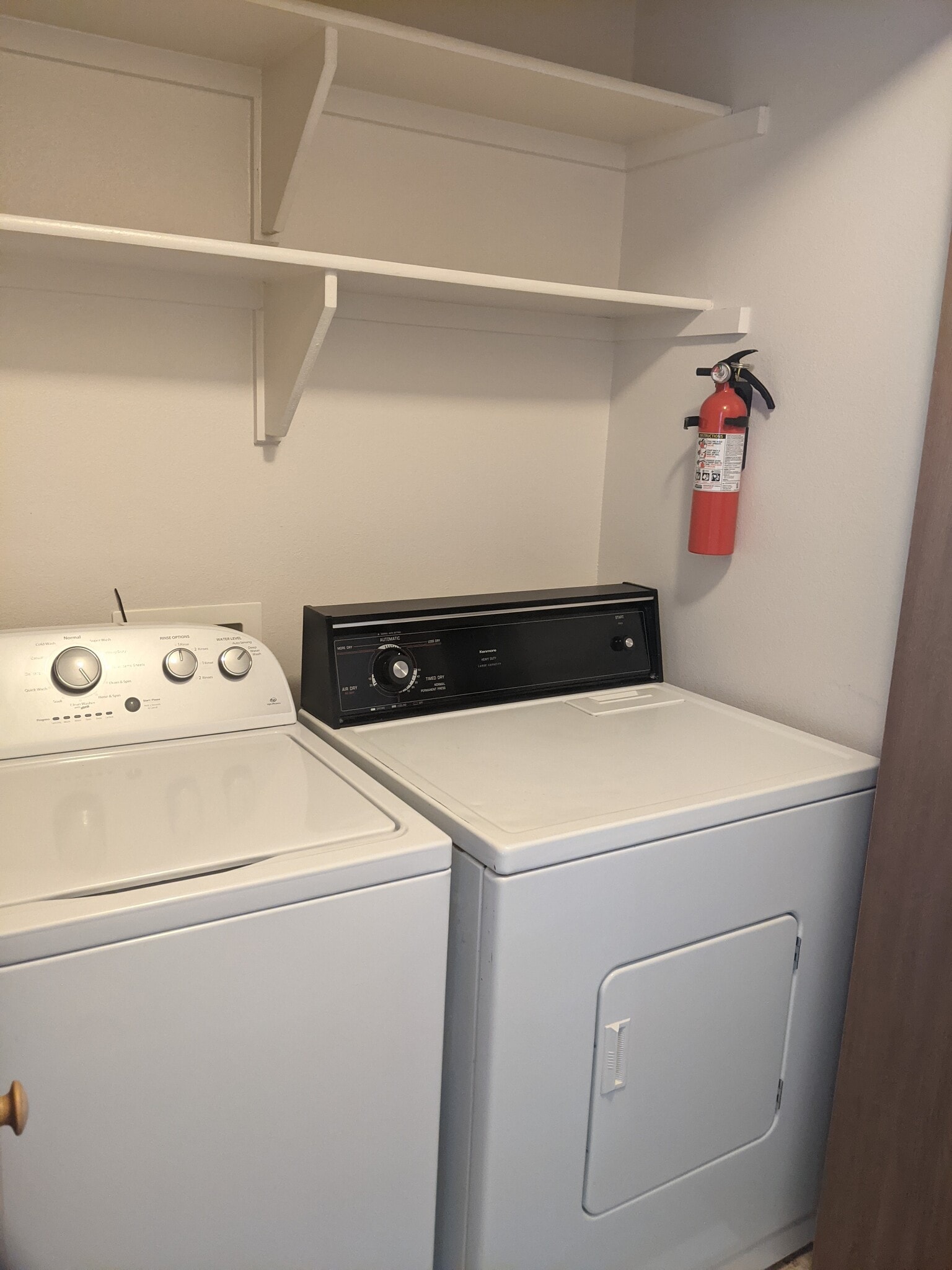 in unit washer and dryer - 4502 E 12th St