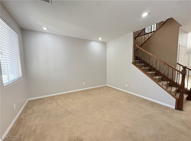 Building Photo - 5769 Danish Garden St