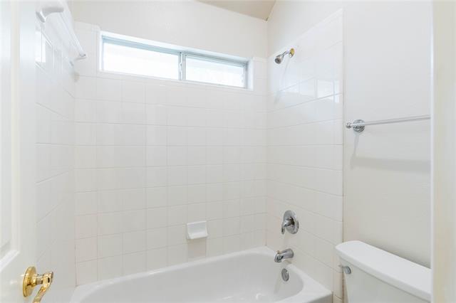 Building Photo - 11990 Cobblestone Dr