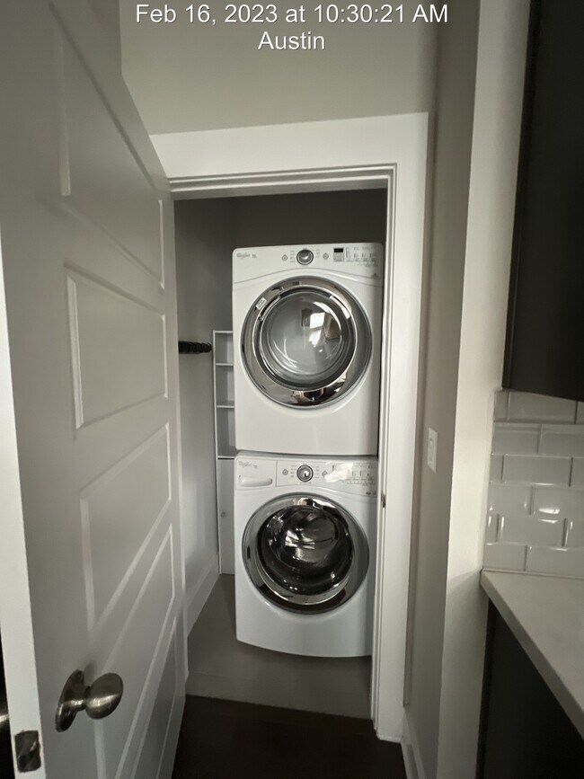 Building Photo - 8010 Wildcat Pass