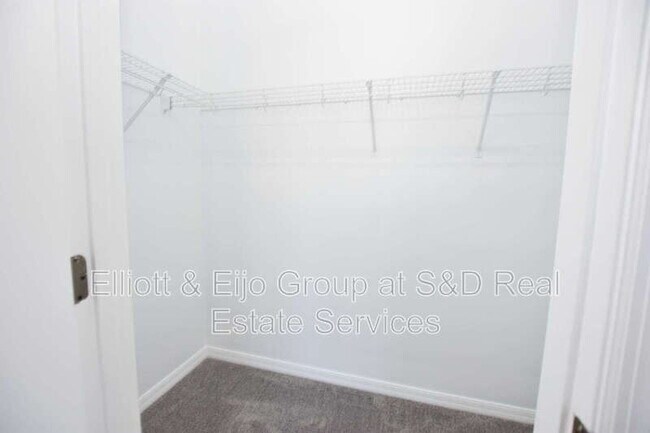 Building Photo - 6352 Sedgeford Dr