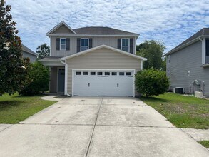 Building Photo - 3 Bedroom 2.5 Bathroom in Grayson Park, Leland NC
