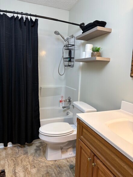 Building Photo - 410 Etowah Ave