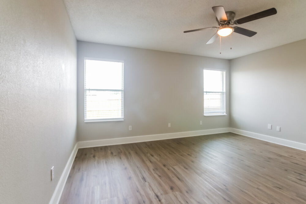 Building Photo - 10769 Braemoor Dr
