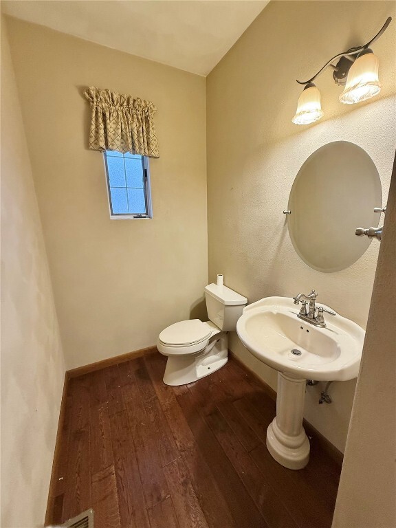 Building Photo - 205 Paul Pl