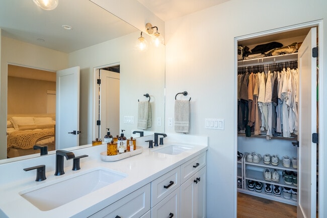 Building Photo - 1012 Beryl St