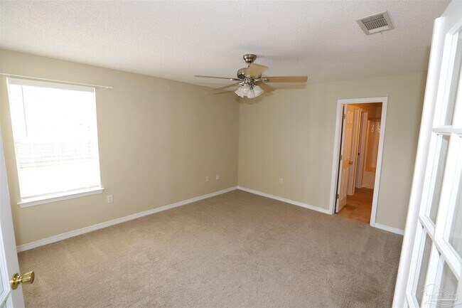 Building Photo - 4100 Spinnaker Pl